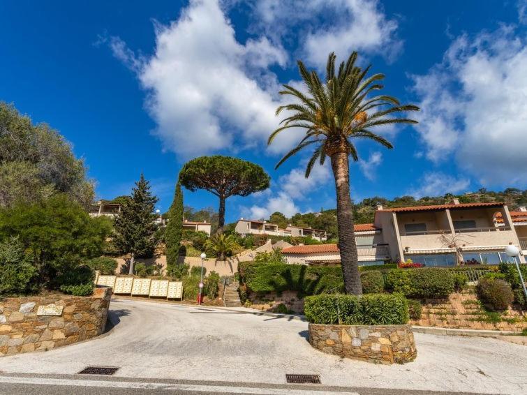 Residence Le Paradou Le Le Rayol-Canadel-sur-Mer Exteriör bild